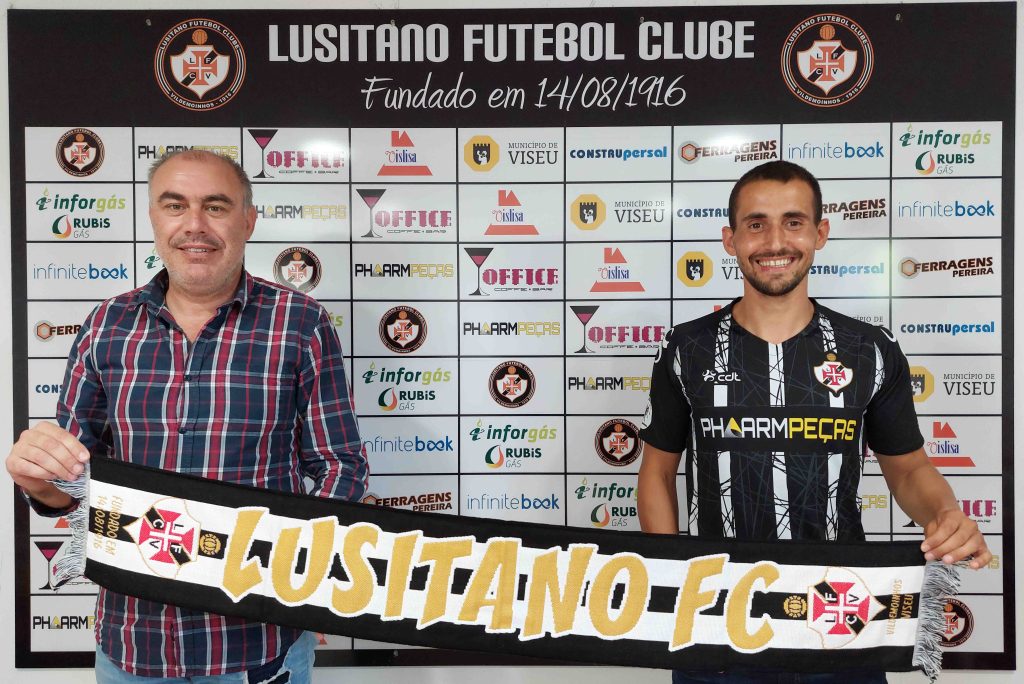  Bruno Loureiro deixa o Académico de Viseu para rumar ao Lusitano de Vildemoinhos - Jornal do Centro