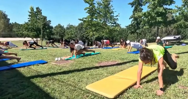  Voleibol de praia, música e hidroginástica no Dia da Juventude em Aguiar da Beira - Jornal do Centro
