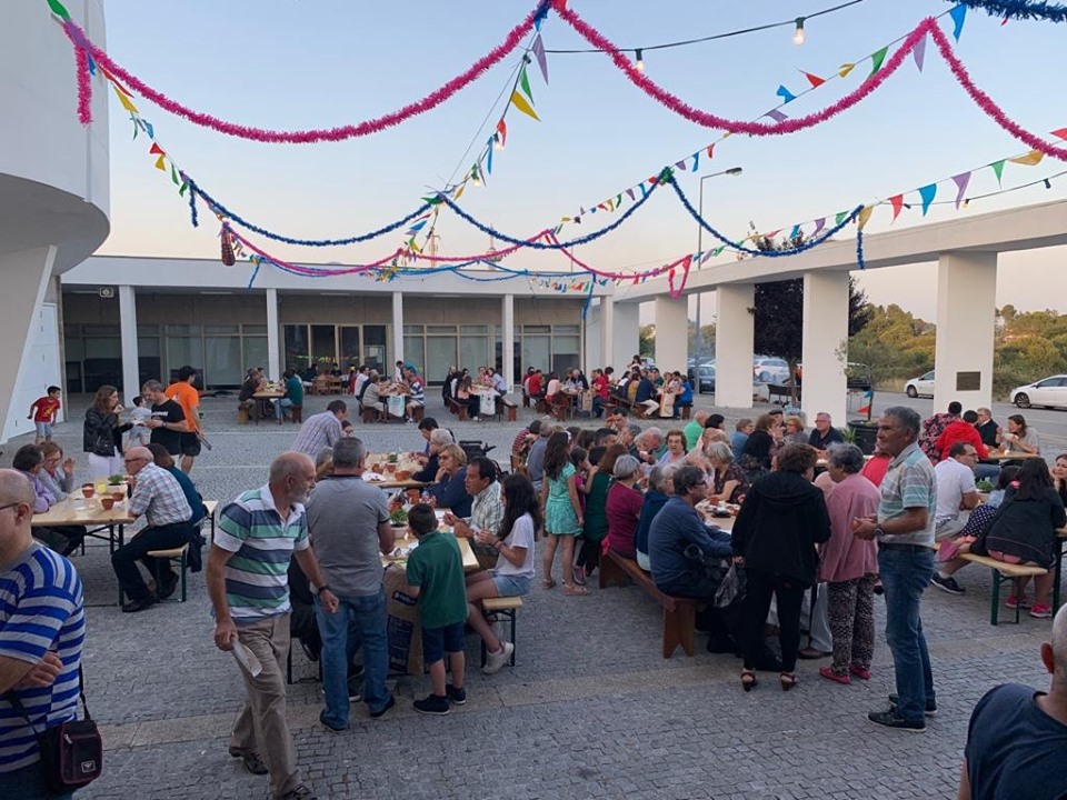  Festas do Viso (Viseu) com almoço comunitário - Jornal do Centro