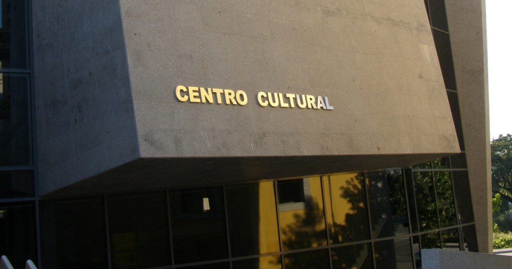  Centro Cultural de Carregal do Sal integra Rede de Teatros e Cineteatros - Jornal do Centro