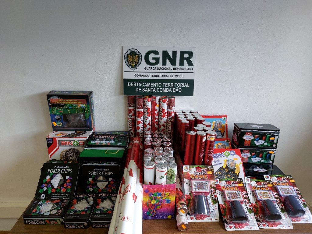  Dois arguidos por venda de material de jogo ilegal - Jornal do Centro