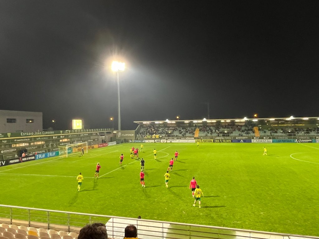  Tondela perde em casa com o Penafiel - Jornal do Centro