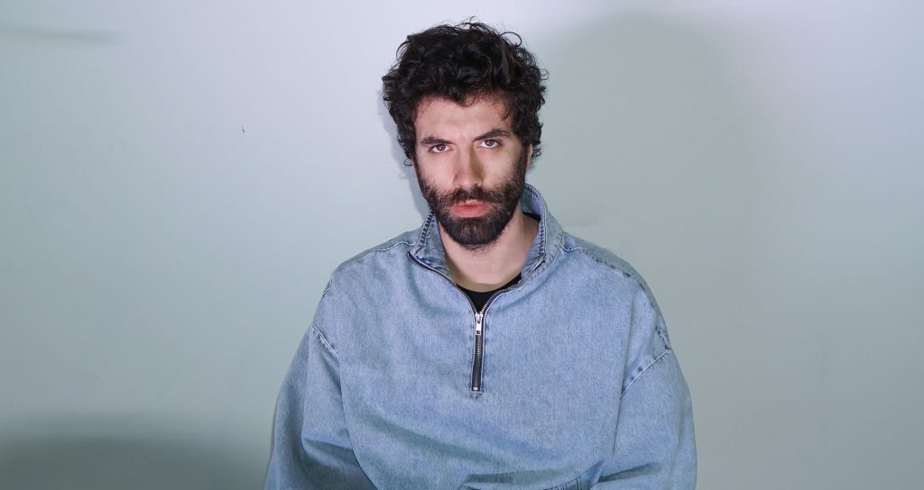  Artista de Lamego ganha projeto e apresenta peça na cidade - Jornal do Centro