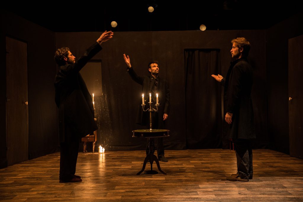  Teatro Viriato recebe espetáculo de circo contemporâneo na próxima sexta-feira - Jornal do Centro