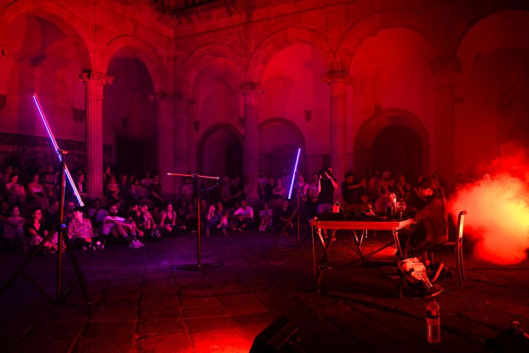 0907221730113ca28f6f47796409737e8945bcd9e171887029d8