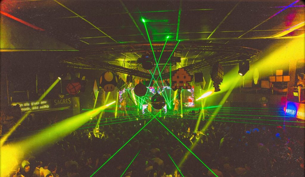  Diego Miranda na festa de verão da discoteca The Day After - Jornal do Centro