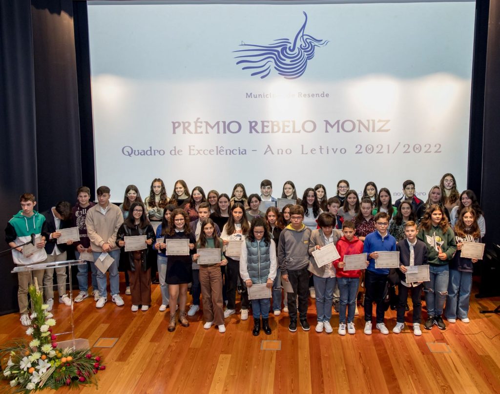  Melhores alunos de Resende recebem prémio financeiro - Jornal do Centro