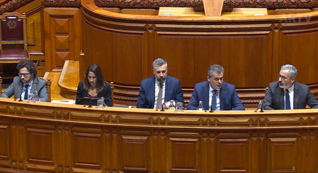  Viseu: Deputado do PSD pergunta por obras, ministro diz que ´não se pode esticar’ - Jornal do Centro