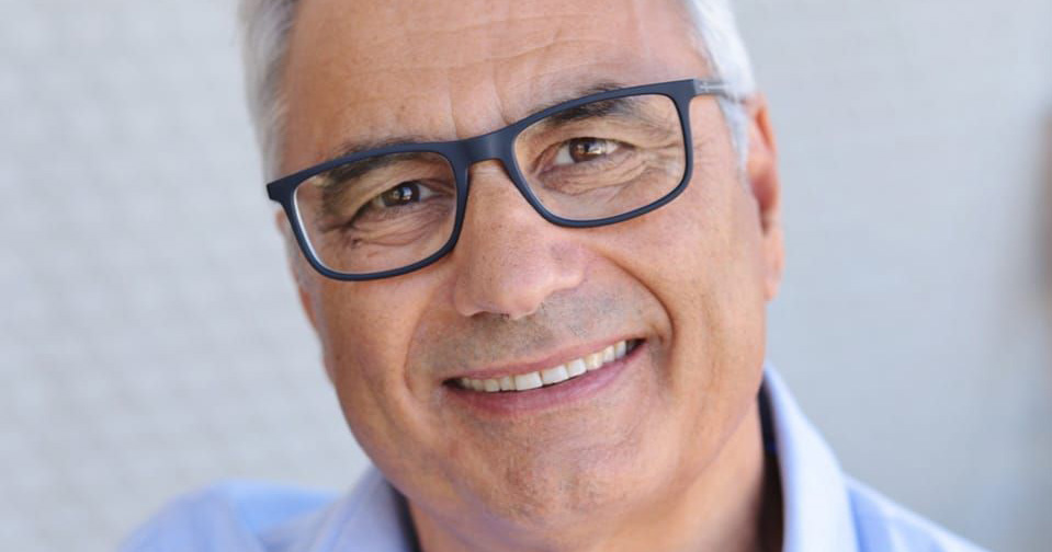  Ex-deputado Acácio Pinto vence prémio literário em Sátão - Jornal do Centro