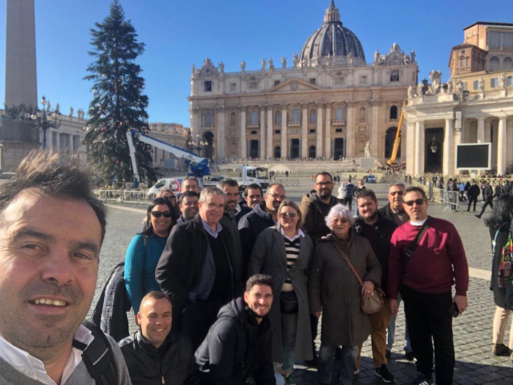  Grupo de Viseu em Roma para cantar as janeiras ao Papa - Jornal do Centro