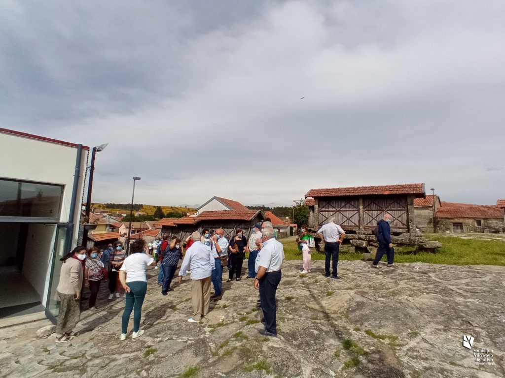  Bordados criados num ateliê criativo em Vila Nova de Paiva