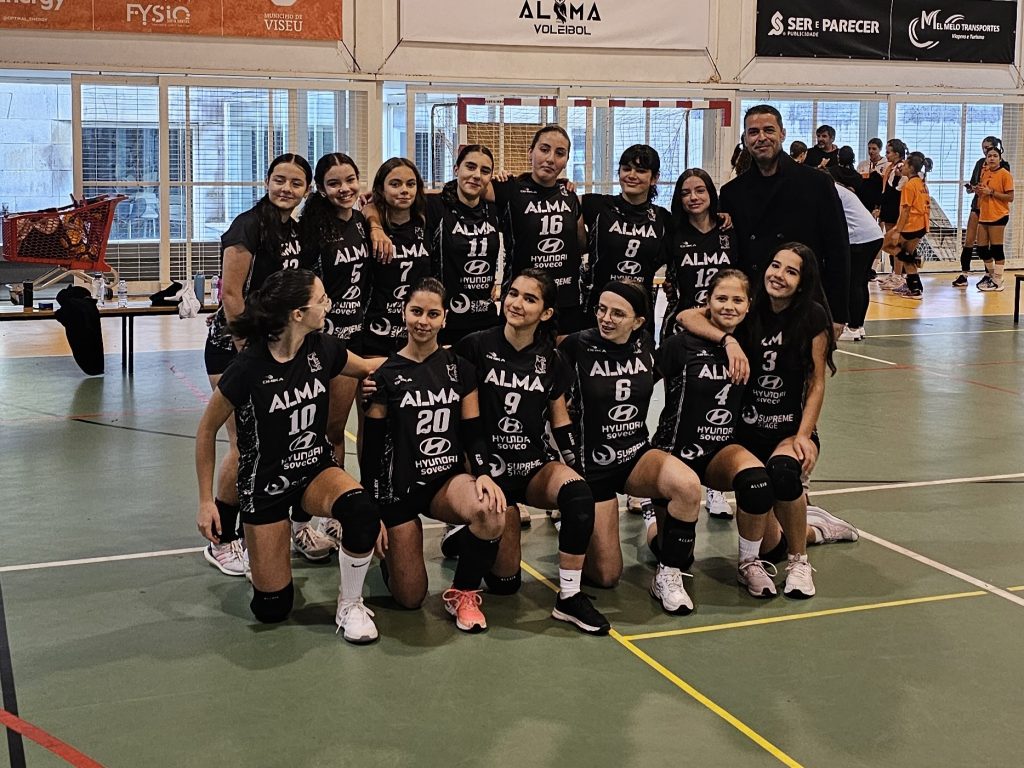  Equipa de voleibol de Viseu com vitórias em infantis e cadetes - Jornal do Centro