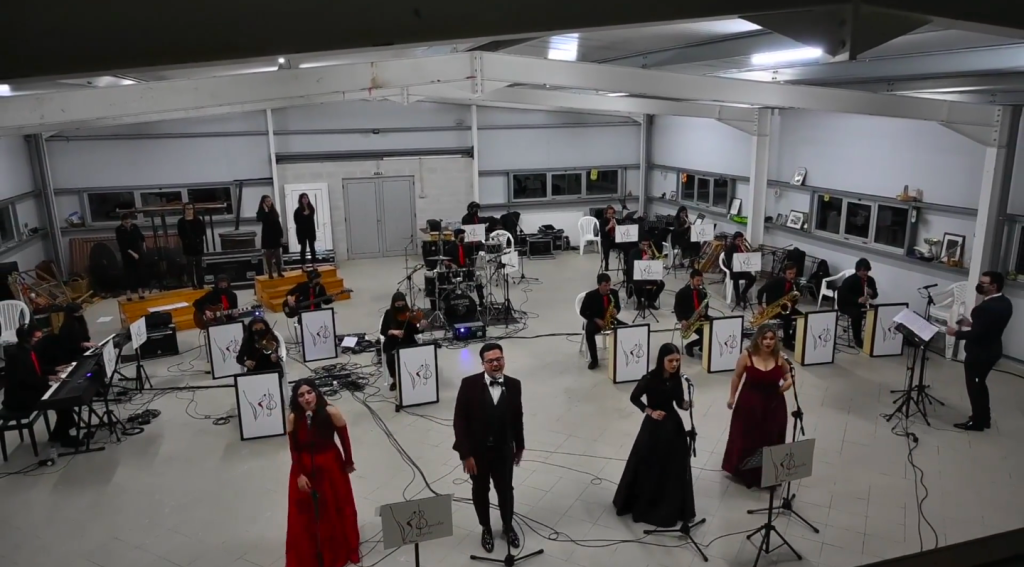  Tarouca celebra Dia de Portugal ao som da Orquestra Ligeira Vale Varosa - Jornal do Centro