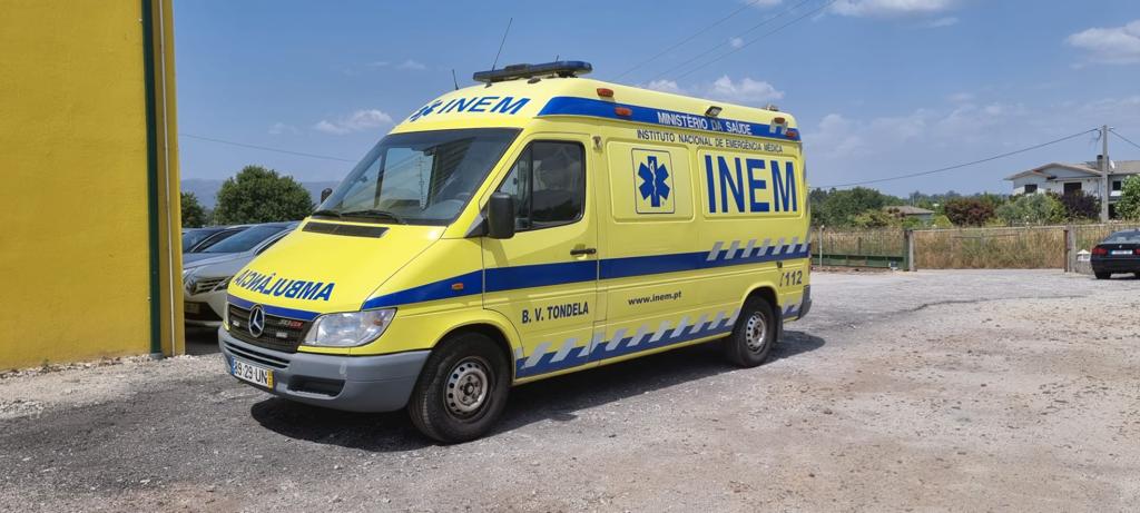  INEM nega que ambulância esteja avariada há cerca de um mês - Jornal do Centro