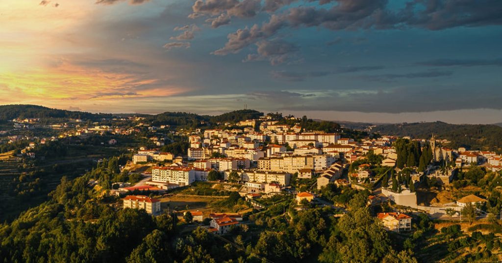  Incentivos à Natalidade e Impostos: Municípios de Viseu Apostam na Atração de Pessoas e Empresas