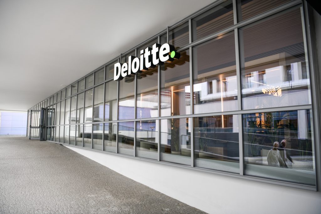  Deloitte inaugura instalações em Lamego - Jornal do Centro