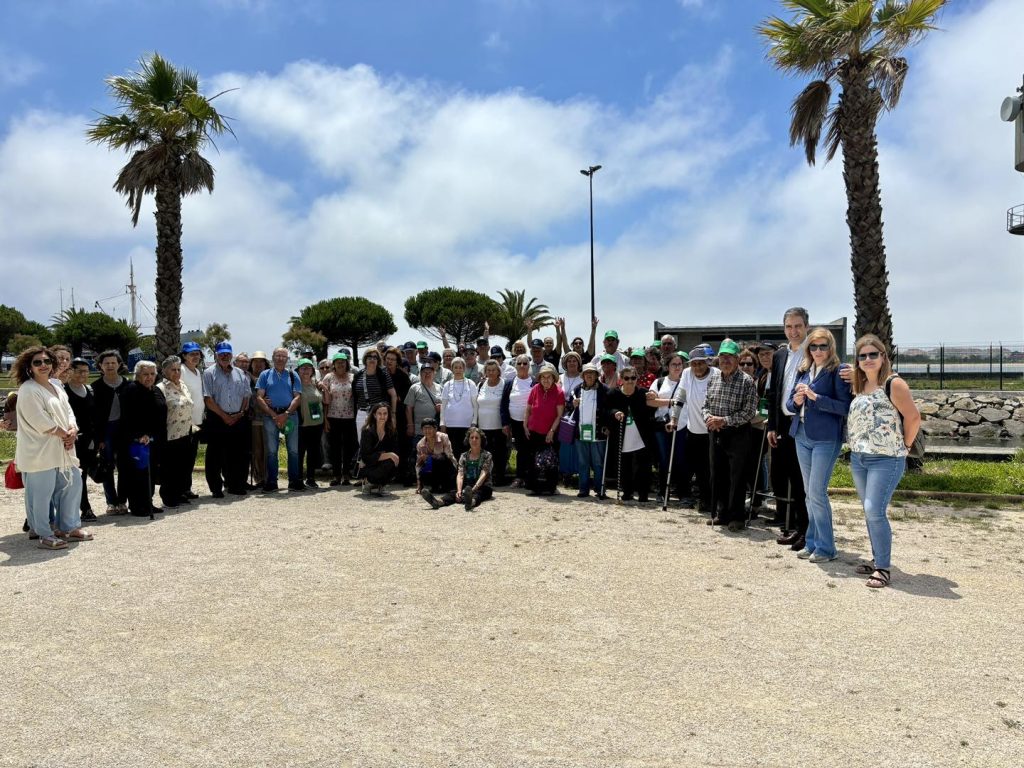  Cerca de 800 idosos de Mangualde vão ao distrito de Aveiro - Jornal do Centro