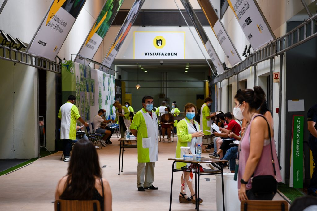  Centro de vacinação de Viseu vai fechar as portas no final de outubro - Jornal do Centro