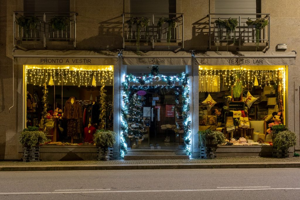  Câmara de Armamar lança campanha que incentiva a comprar no comércio local - Jornal do Centro