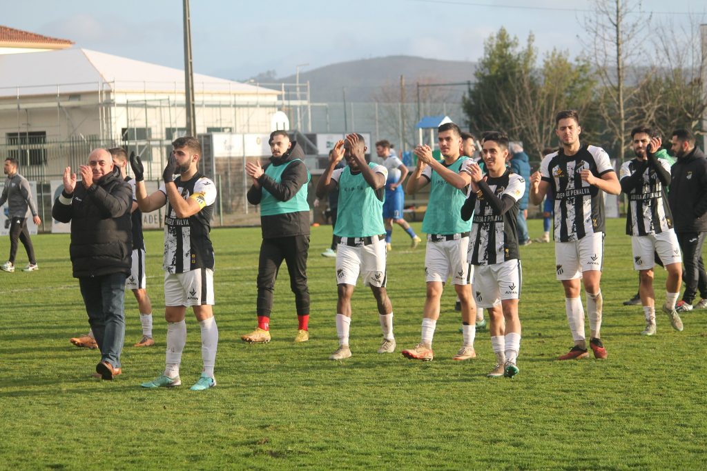  Penalva do Castelo vence Cinfães e deixa Divisão de Honra ao rubro - Jornal do Centro