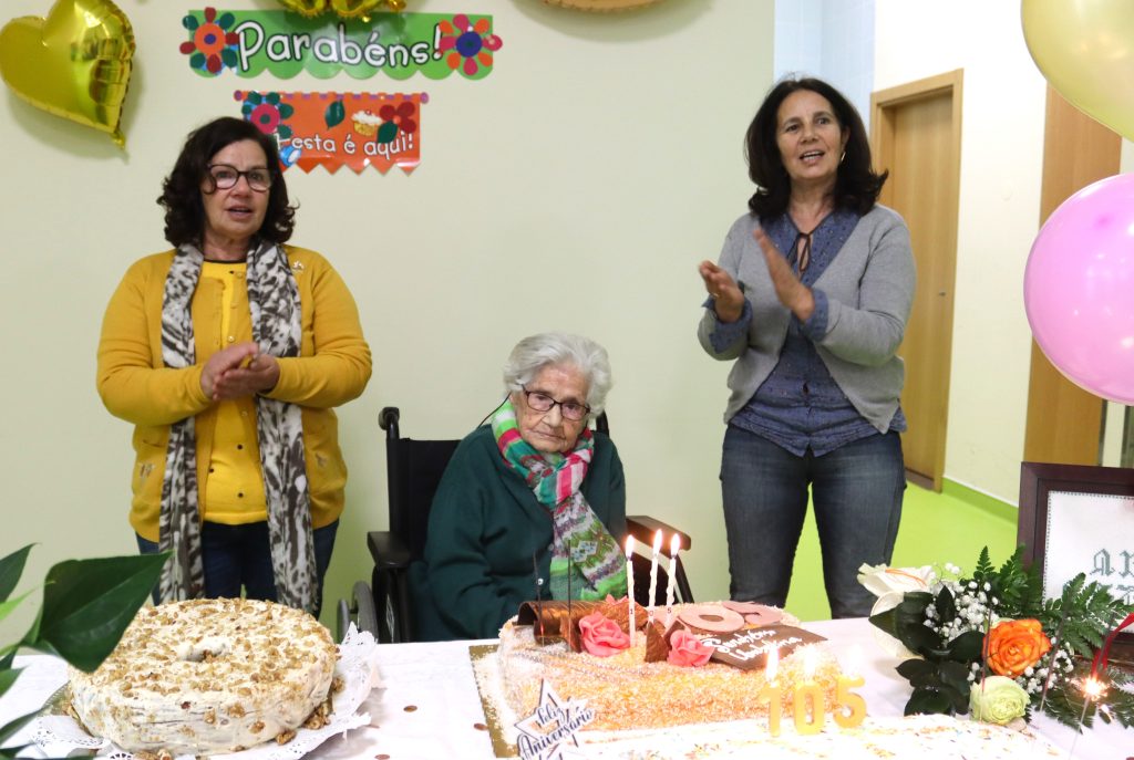  Os 105 anos da dona Umbelina, que continua ”lúcida e serena” - Jornal do Centro