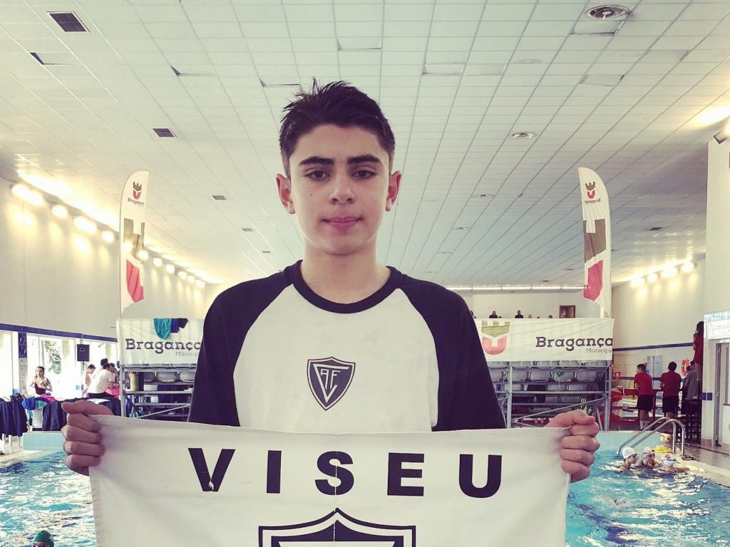  Tomás Sousa do Académico de Viseu nadou para o ouro em Coimbra - Jornal do Centro