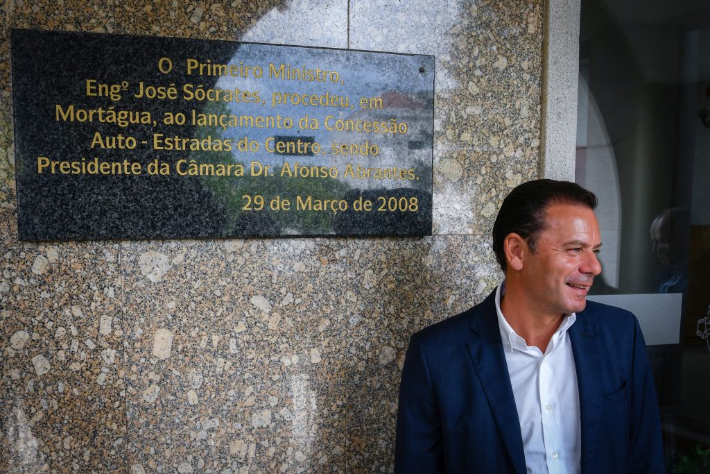  Autoestrada Viseu – Coimbra é para a avançar se o PSD for Governo garante Montenegro - Jornal do Centro