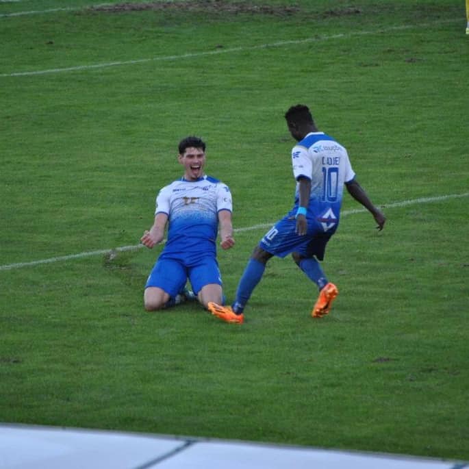  Divisão de Honra: CD Cinfães vence e distancia-se na frente da competição - Jornal do Centro