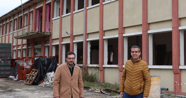  Providência cautelar atrasou obras em escola de Vila Nova de Paiva - Jornal do Centro