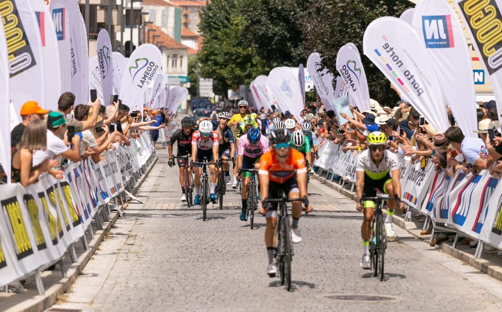  Milhões de pedaladas chamam pela região de Viseu no Grande Prémio de Ciclismo Douro - Jornal do Centro