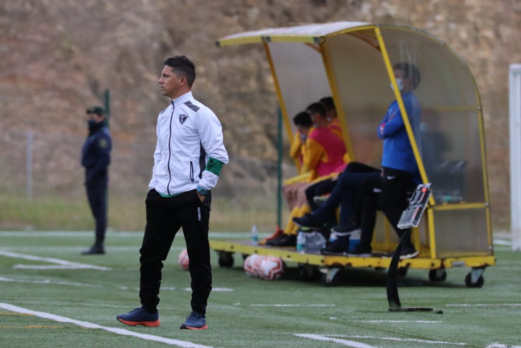  Roger Almeida está de saída da formação do Académico de Viseu - Jornal do Centro