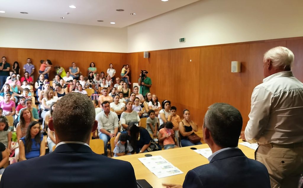  Resende: Crianças do 1.º ciclo recebem cadernos de atividades gratuitos - Jornal do Centro