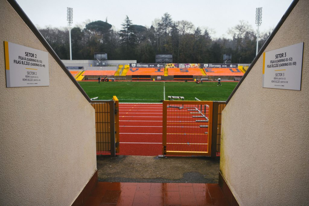  Académico de Viseu assume gestão do Estádio do Fontelo - Jornal do Centro
