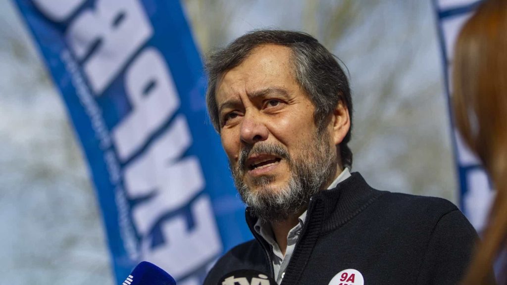  Fenprof: Mário Nogueira continuará líder, mas terá dois adjuntos - Jornal do Centro