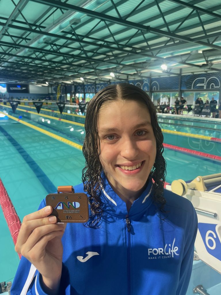  Beatriz Cardeal conquista bronze no Porto - Jornal do Centro