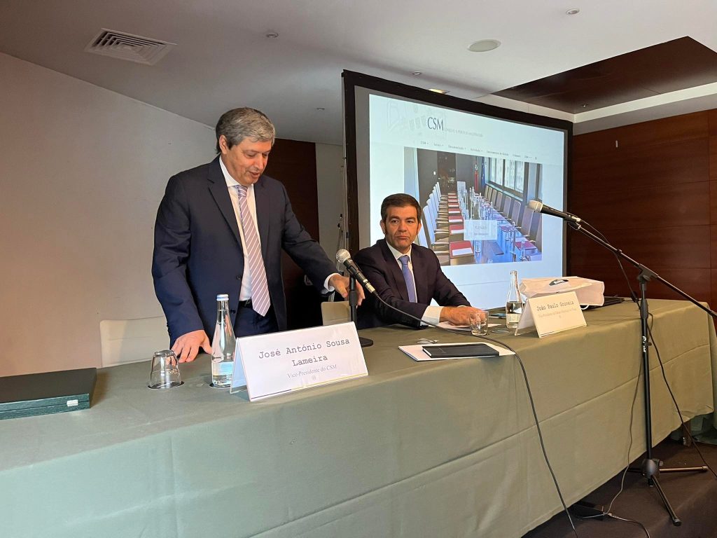  Vice-presidente do Conselho da Magistratura lamenta Viseu sem comboio - Jornal do Centro