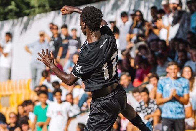  Juniores: Académico de Viseu vence nos Açores e sobe ao quinto lugar - Jornal do Centro