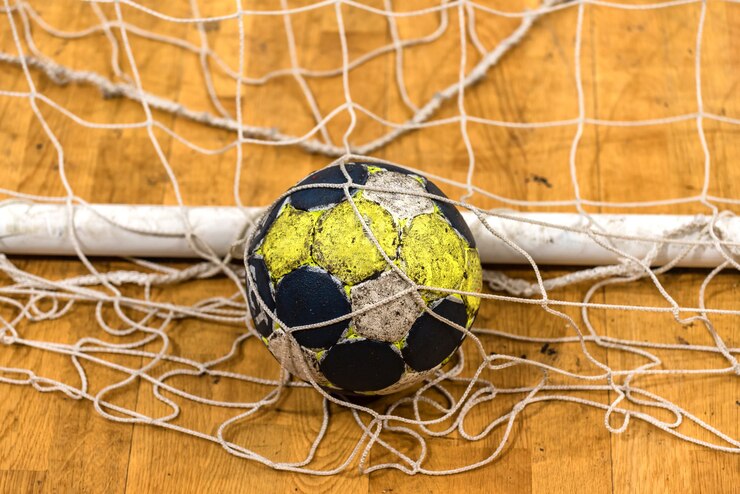  Andebol junta mais de cem jogadores em Tondela - Jornal do Centro