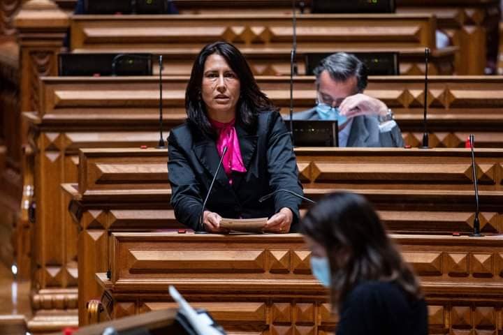  Carla Borges assume presidência da Câmara de Tondela - Jornal do Centro