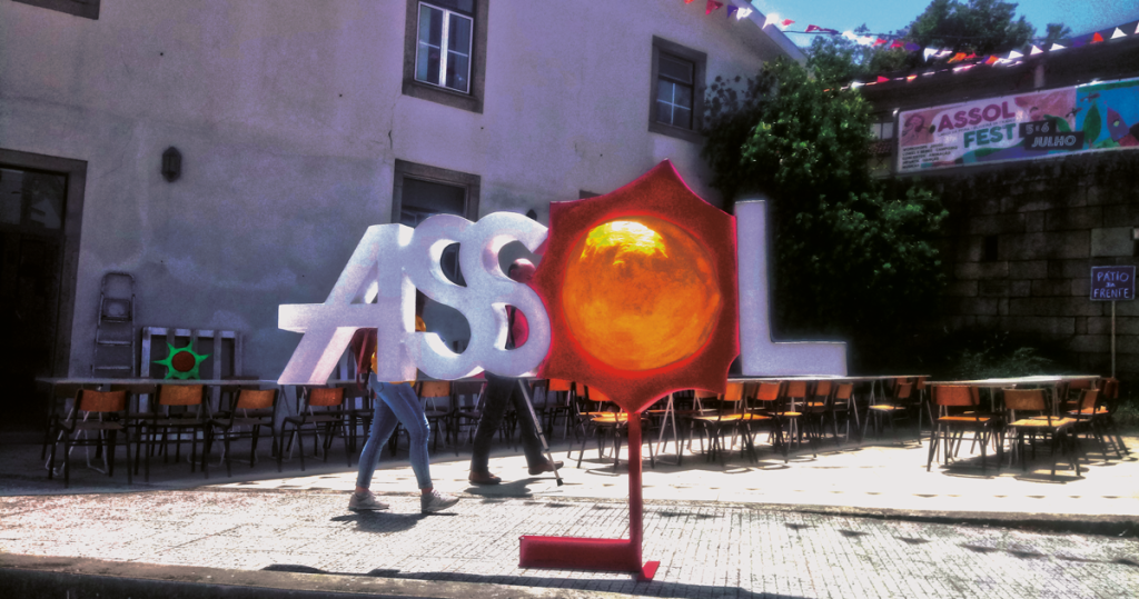  Exposição comemora os 35 anos da ASSOL em Oliveira de Frades - Jornal do Centro