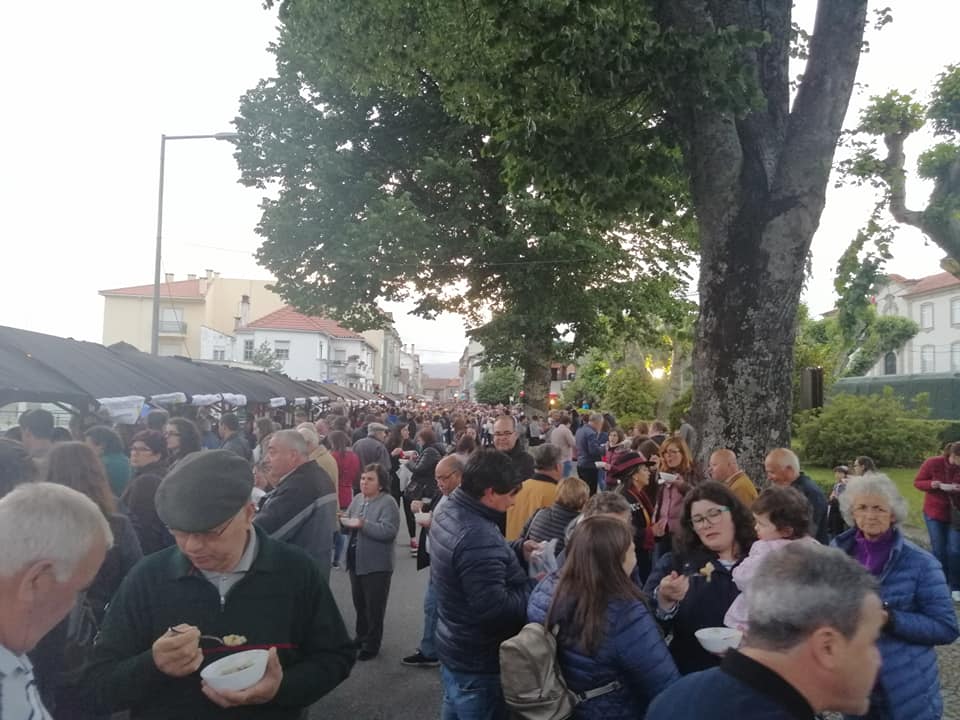  Setenta sopas servidas em festival de Vouzela - Jornal do Centro