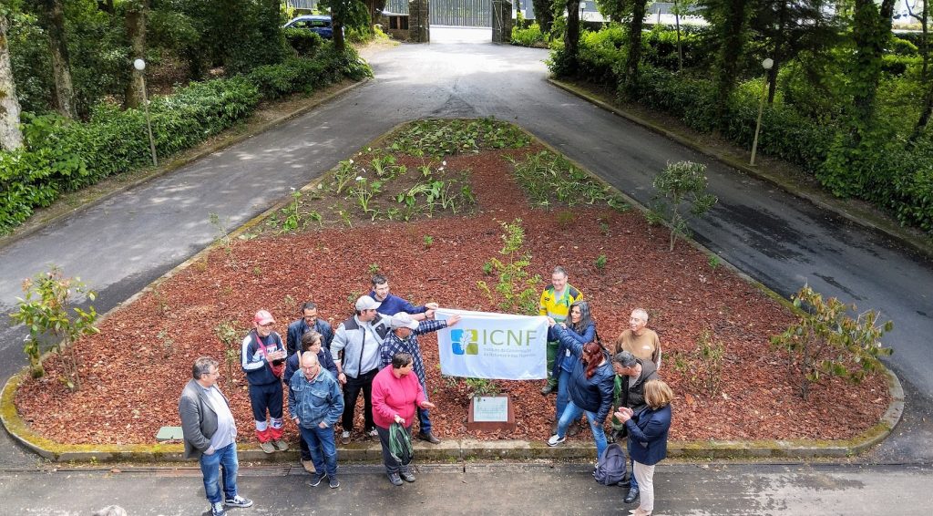  Utentes da APCV reabilitam jardim em quinta de Viseu - Jornal do Centro