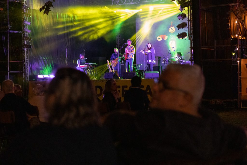  Tom de Festa começa esta quarta-feira e junta Júlio Pereira e Selma Uamusse à Filarmónica de Tondela - Jornal do Centro