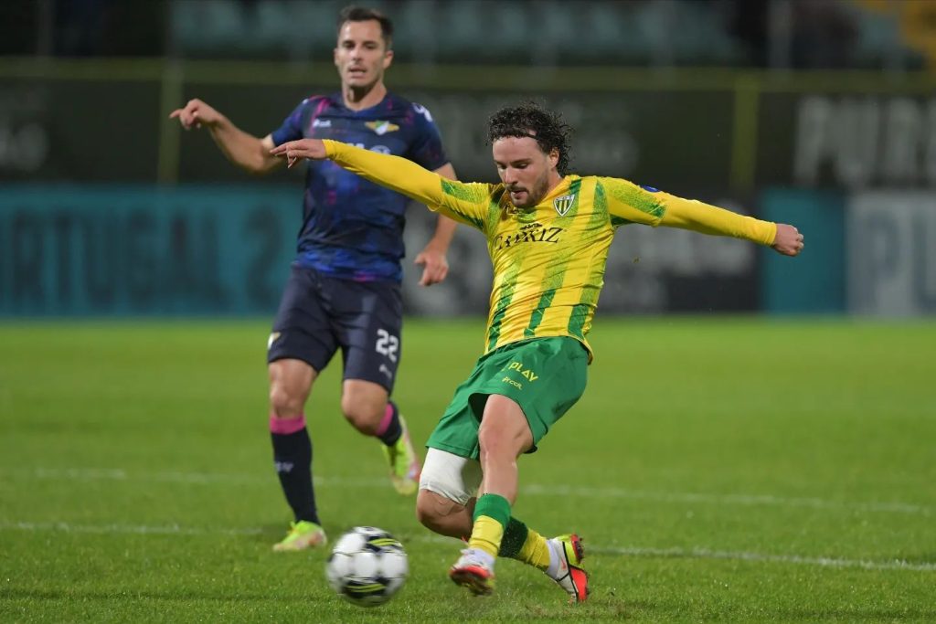 Tondela empata com Moreirense. Resultado justo era a vitória, defende Tozé Marreco - Jornal do Centro
