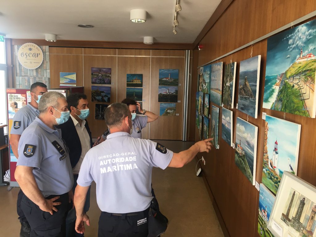  Imagens de faróis em exposição na Biblioteca de Mangualde - Jornal do Centro