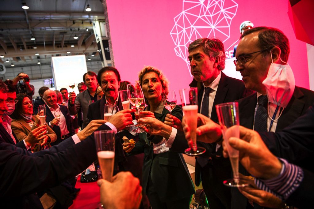  BTL: em conjunto e já um sucesso em Lisboa os 14 concelhos Dão Lafões - Jornal do Centro