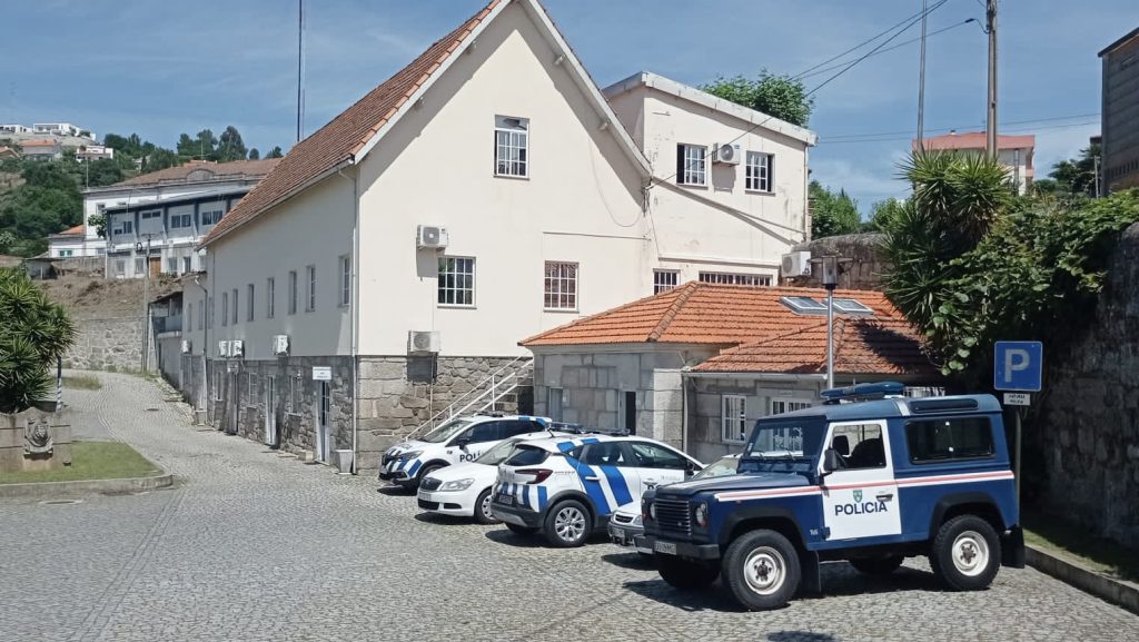  PSP de Lamego detém caçador ilegal - Jornal do Centro