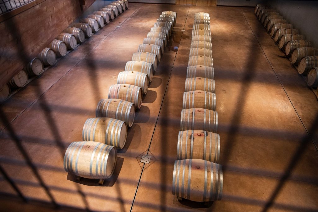  Tarifas dos EUA seriam “um desastre” para o vinho do Dão, diz presidente da Comissão Vitivinícola - Jornal do Centro