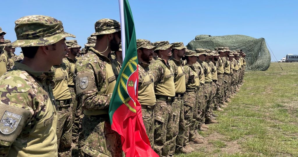  Exército: Viseu recebe cerimónia de fim de missão da primeira força nacional na Roménia - Jornal do Centro