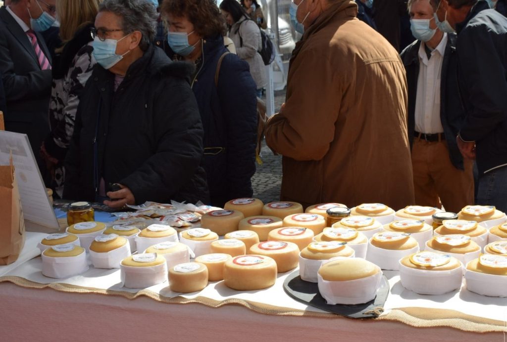  O melhor do queijo Serra da Estrela este fim de semana em Penalva do Castelo - Jornal do Centro
